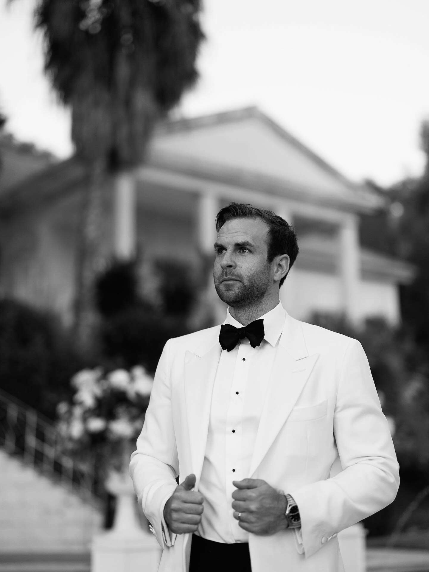 vista general del montaje floral de la boda de Aisling y Podge