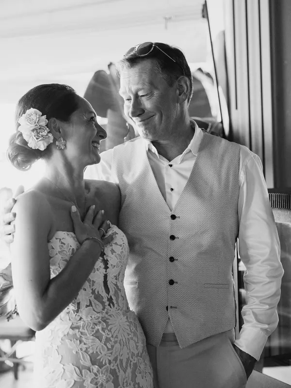 Boda de Jens & Jessy en Oyana Beach Club Marbella Restaurant